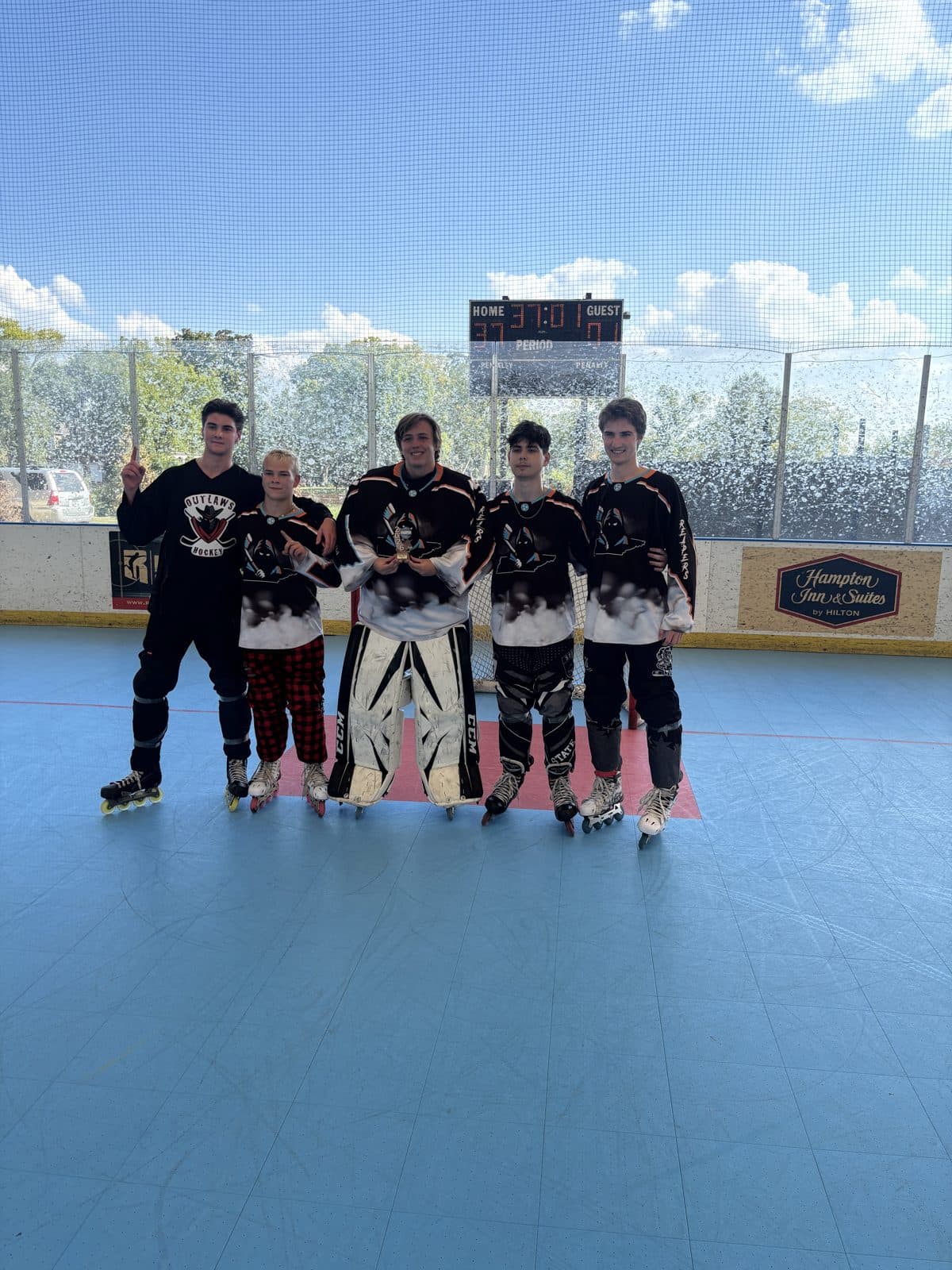 TN Reapers celebrating their C/D Recreational Championship win, 5–3 over Last Minute Men
